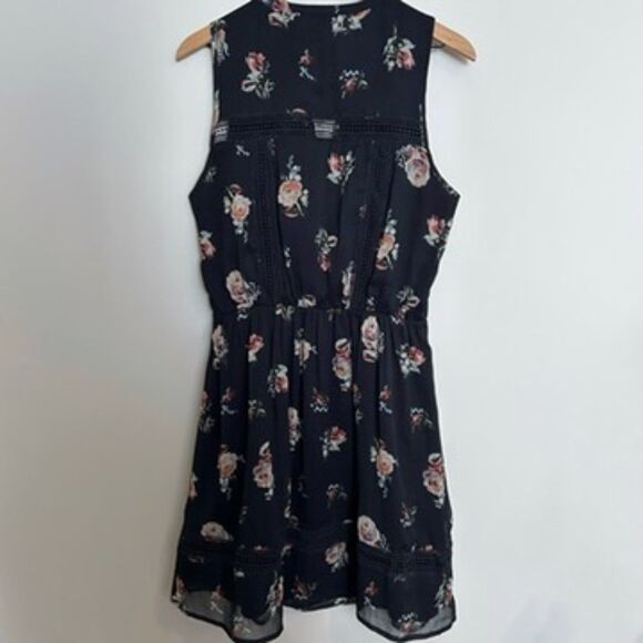 Abercrombie and Fitch Floral Lace Blue Mini Dress Size Large Tall - Picture 8 of 8